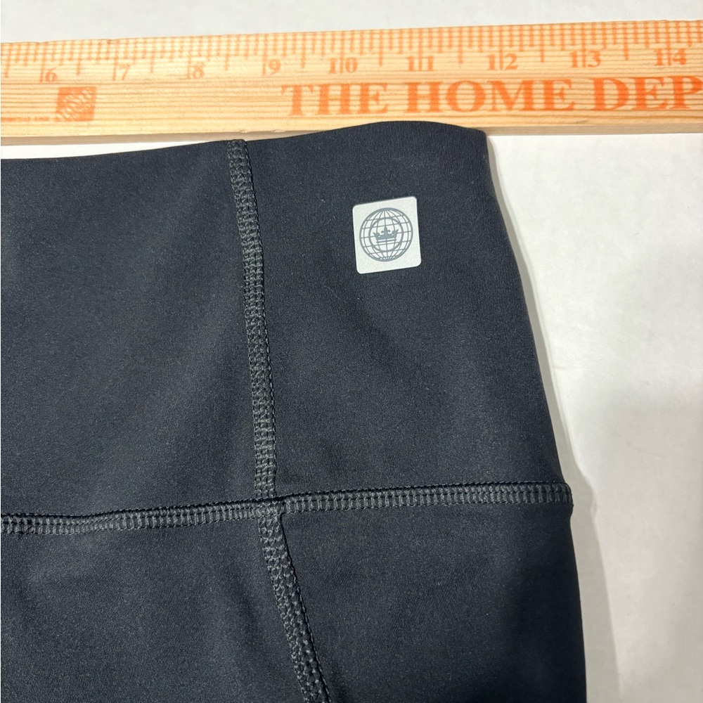Peter Millar Nova Woman’s Performance Soft Black Leggings. Side Pocket Small - Picture 8 of 11
